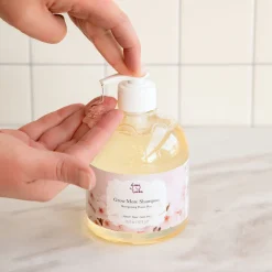 Glossy Locks Grow More Shampoo
