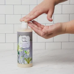 Glossy Locks Moisture Drench Shampoo