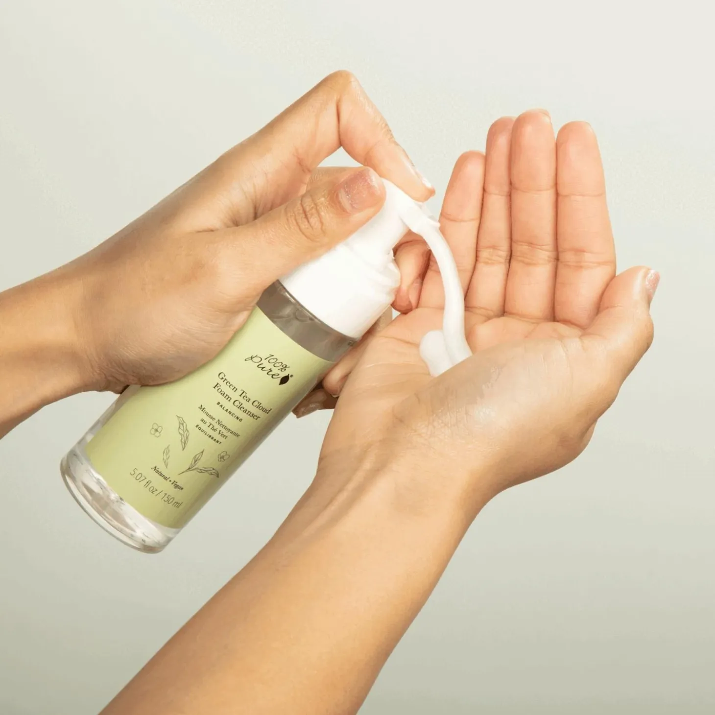 Green Tea Cloud Foam Cleanser